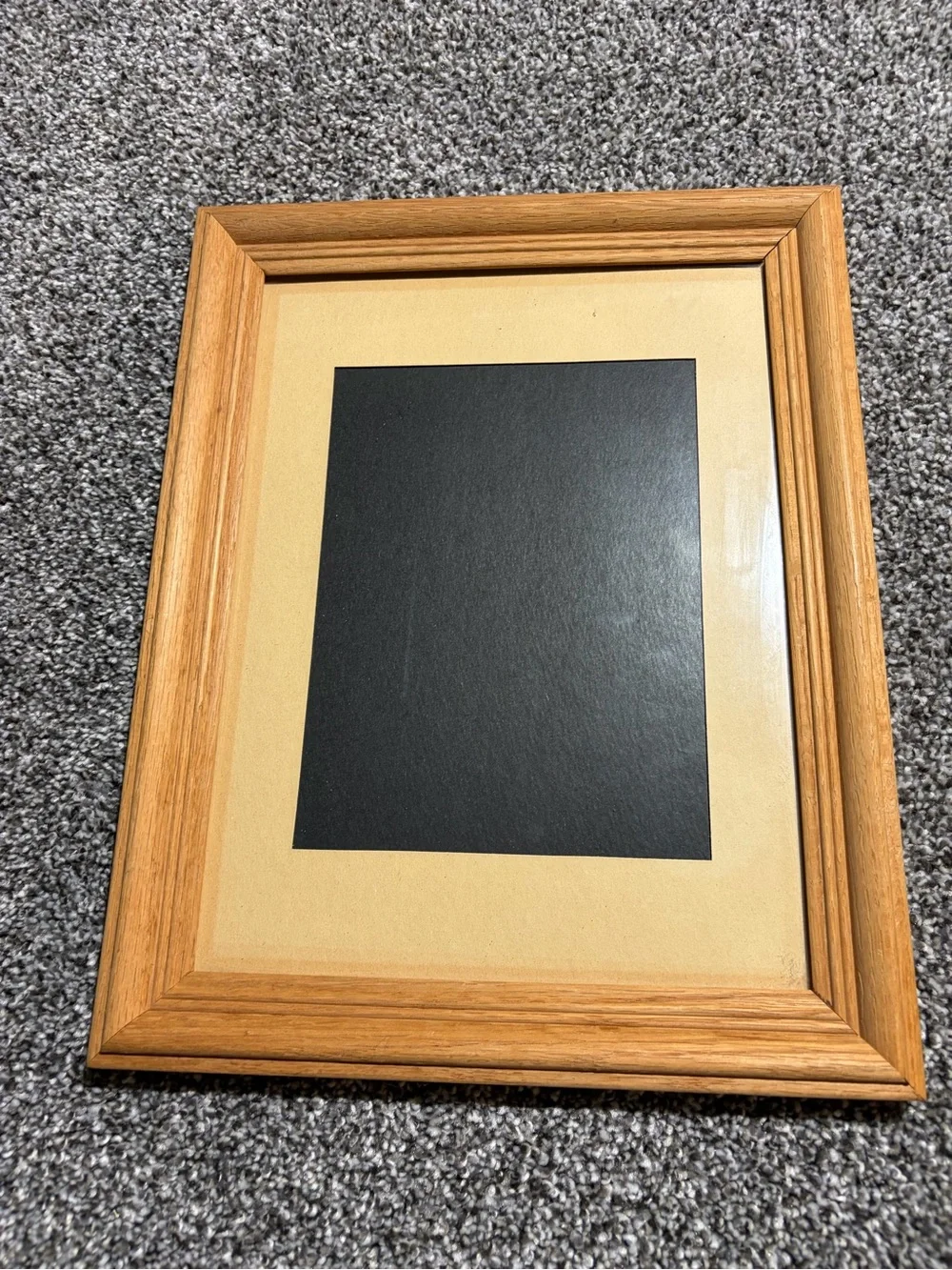 Vintage Solid Oak Wood Picture Frame with Beige Mat 9x12